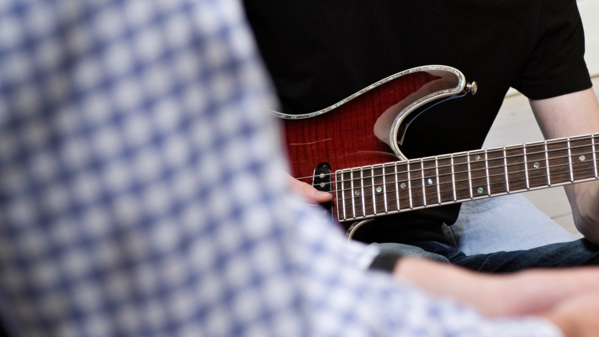 caracteristica guitarra electrica 2